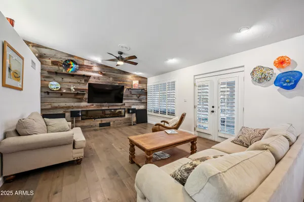 $1,200,000 | 2032 East Euclid Avenue, Phoenix, AZ 85042