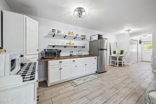 $1,200,000 | 2032 East Euclid Avenue, Phoenix, AZ 85042