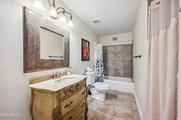 $1,200,000 | 2032 East Euclid Avenue, Phoenix, AZ 85042