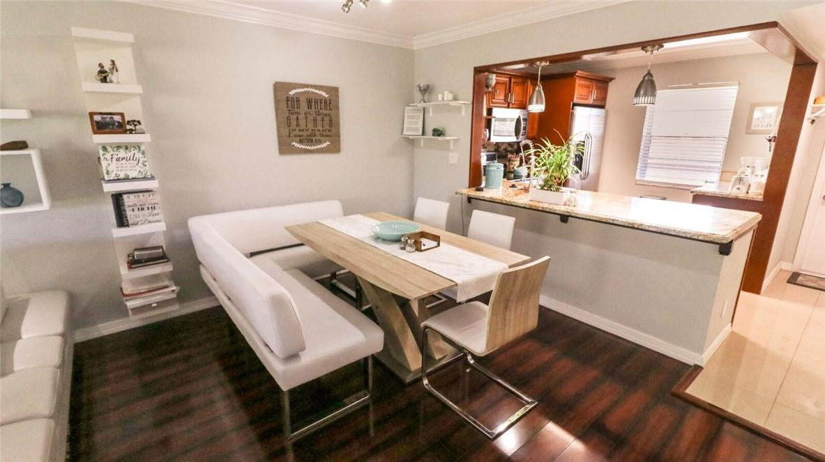 9220 Southwest 3rd Street, Unit 911 Boca Raton, FL 33428 - Photo 4 of 13 Cozy dining area