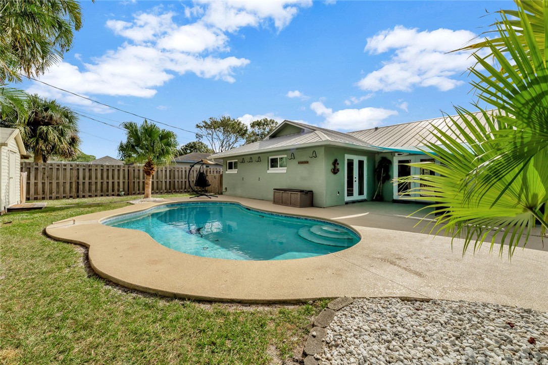 7504 Kenwood Road Fort Pierce, FL 34951 - Photo 25 of 32