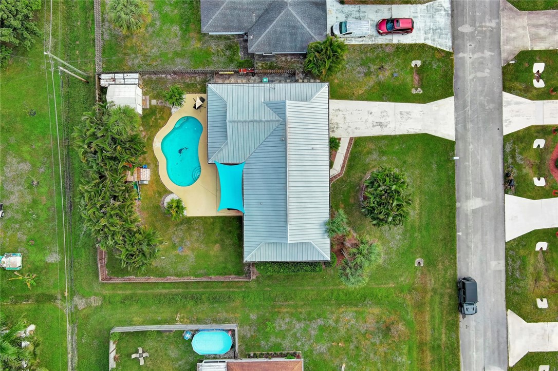 7504 Kenwood Road Fort Pierce, FL 34951 - Photo 3 of 32