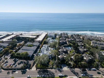 $3,100,000 | 707 South Sierra Avenue, Unit 5, Solana Beach, CA 92075