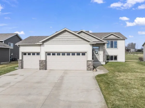 $449,000 | 4849 55th Avenue Northwest, Rochester, MN 55901