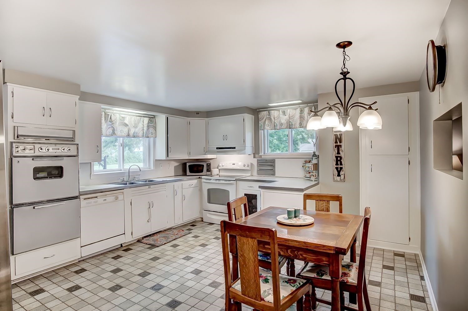 6926 Hazelett Road Fort Wayne, IN 46835 - Photo 6 of 36