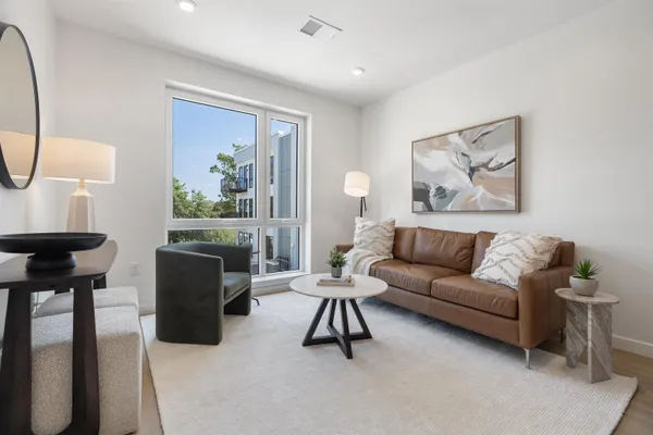$444,900 | 80 Constitution Avenue, Unit 321, Portsmouth, NH 03801