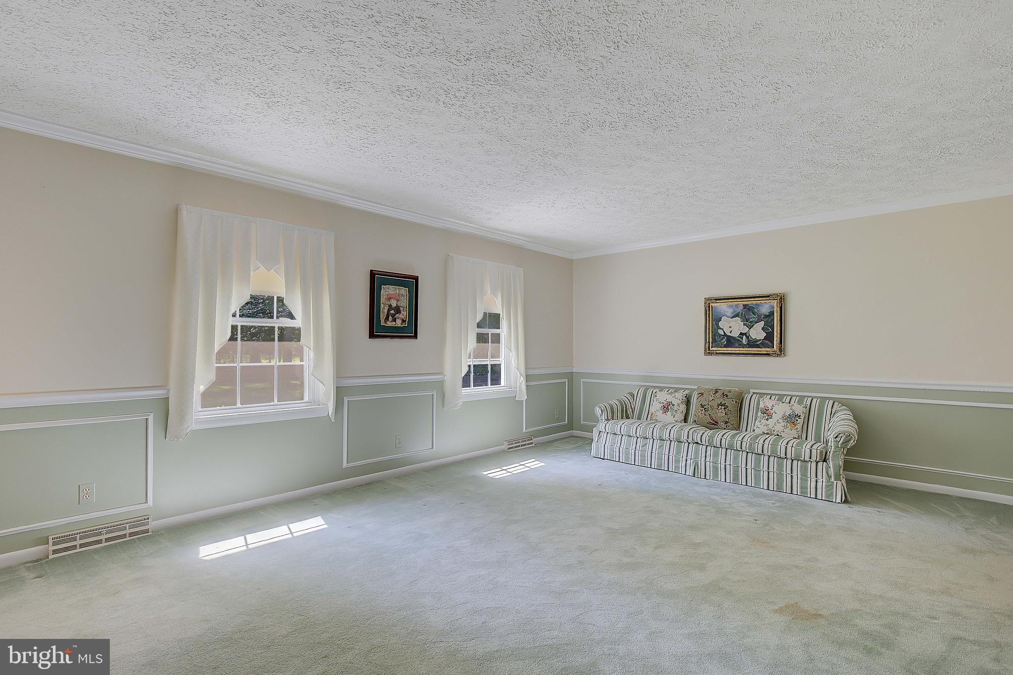 1750 Timber Court Huntingtown, MD 20639 - Photo 15 of 57 Living Room