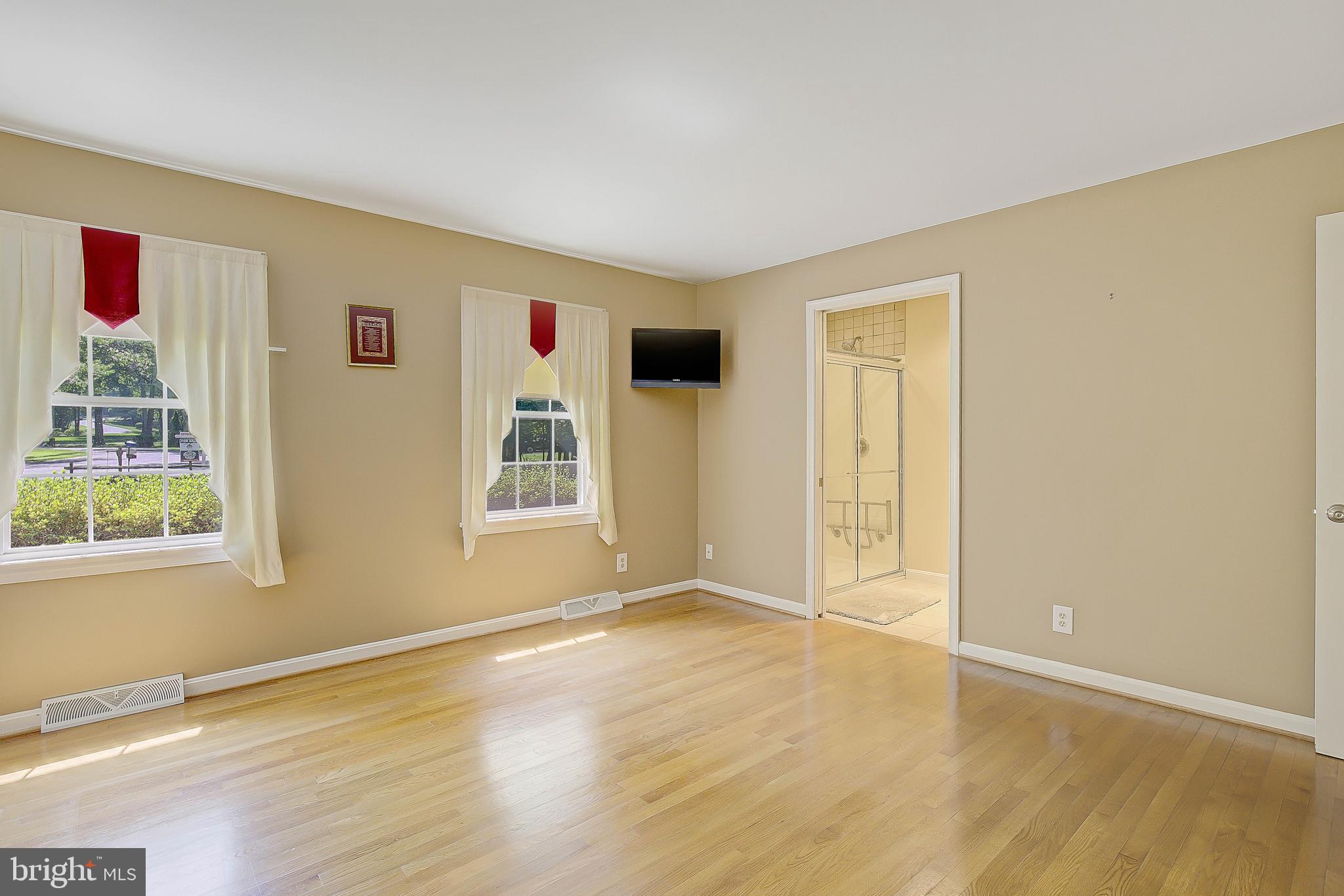 1750 Timber Court Huntingtown, MD 20639 - Photo 34 of 57 First Floor Main Bed