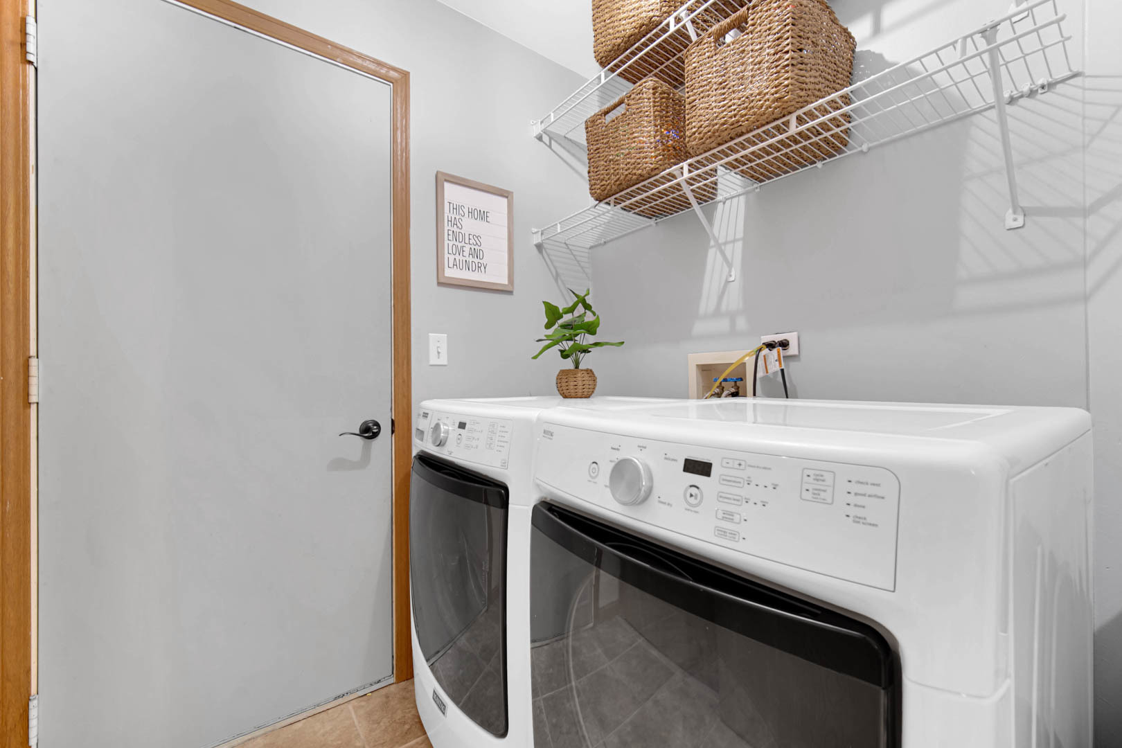 274 Spring Valley Way Round Lake, IL 60073 - Photo 24 of 28 a utility room with dryer and washer