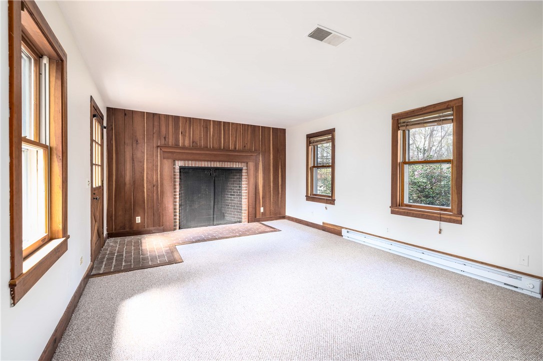 1253 Fairport Road Perinton, NY 14450 - Photo 19 of 45