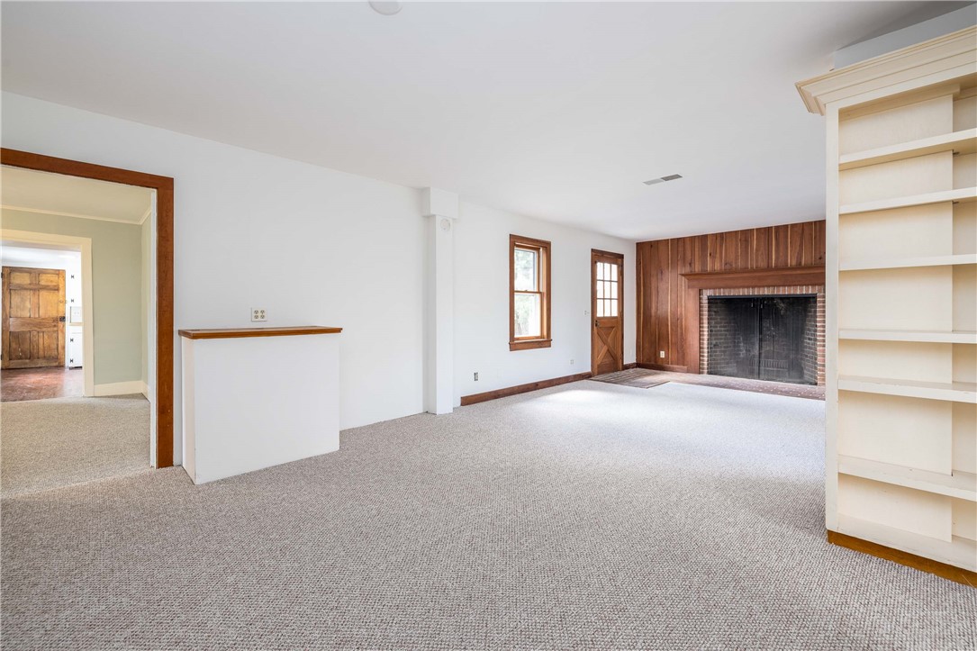 1253 Fairport Road Perinton, NY 14450 - Photo 20 of 45