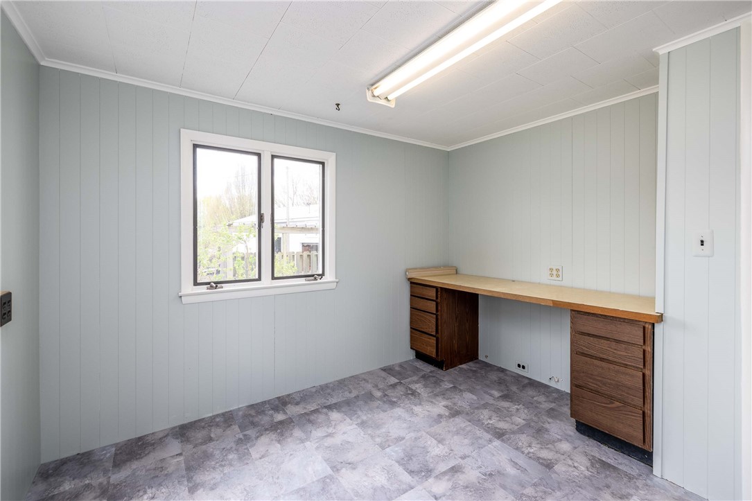 1253 Fairport Road Perinton, NY 14450 - Photo 34 of 45