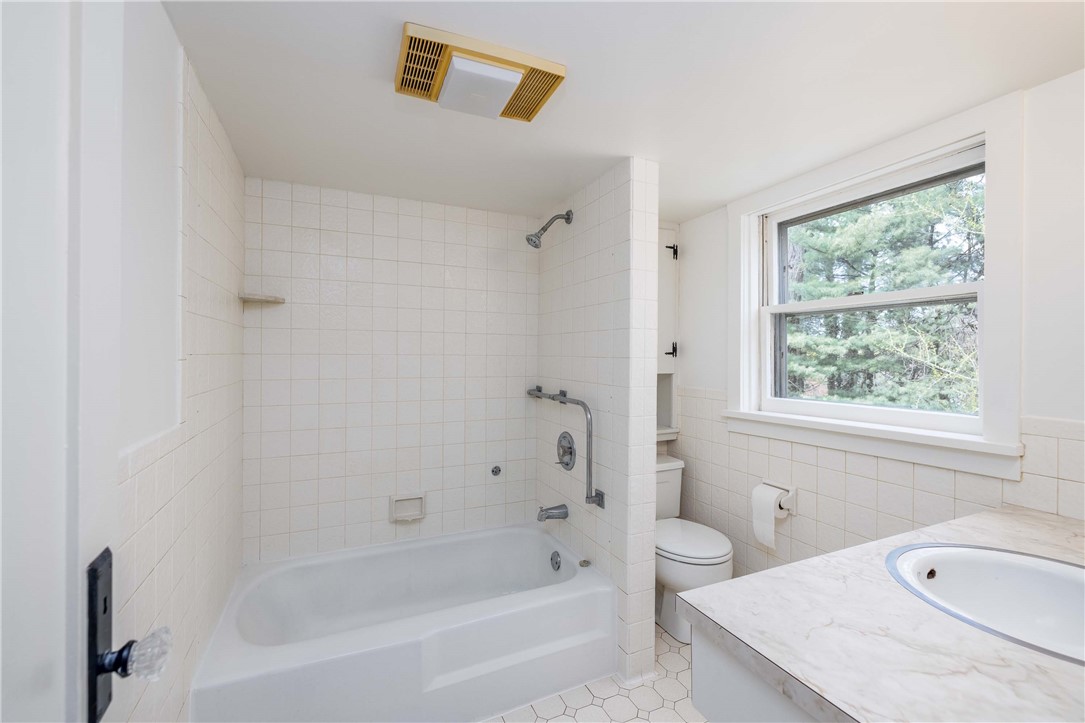 1253 Fairport Road Perinton, NY 14450 - Photo 39 of 45