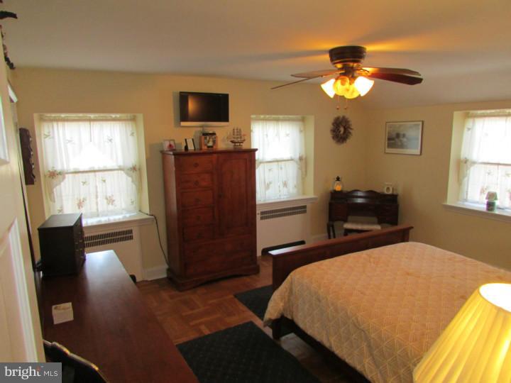 200 Sunnybrook Road Springfield, PA 19064 - Photo 14 of 24 Master Bathroom