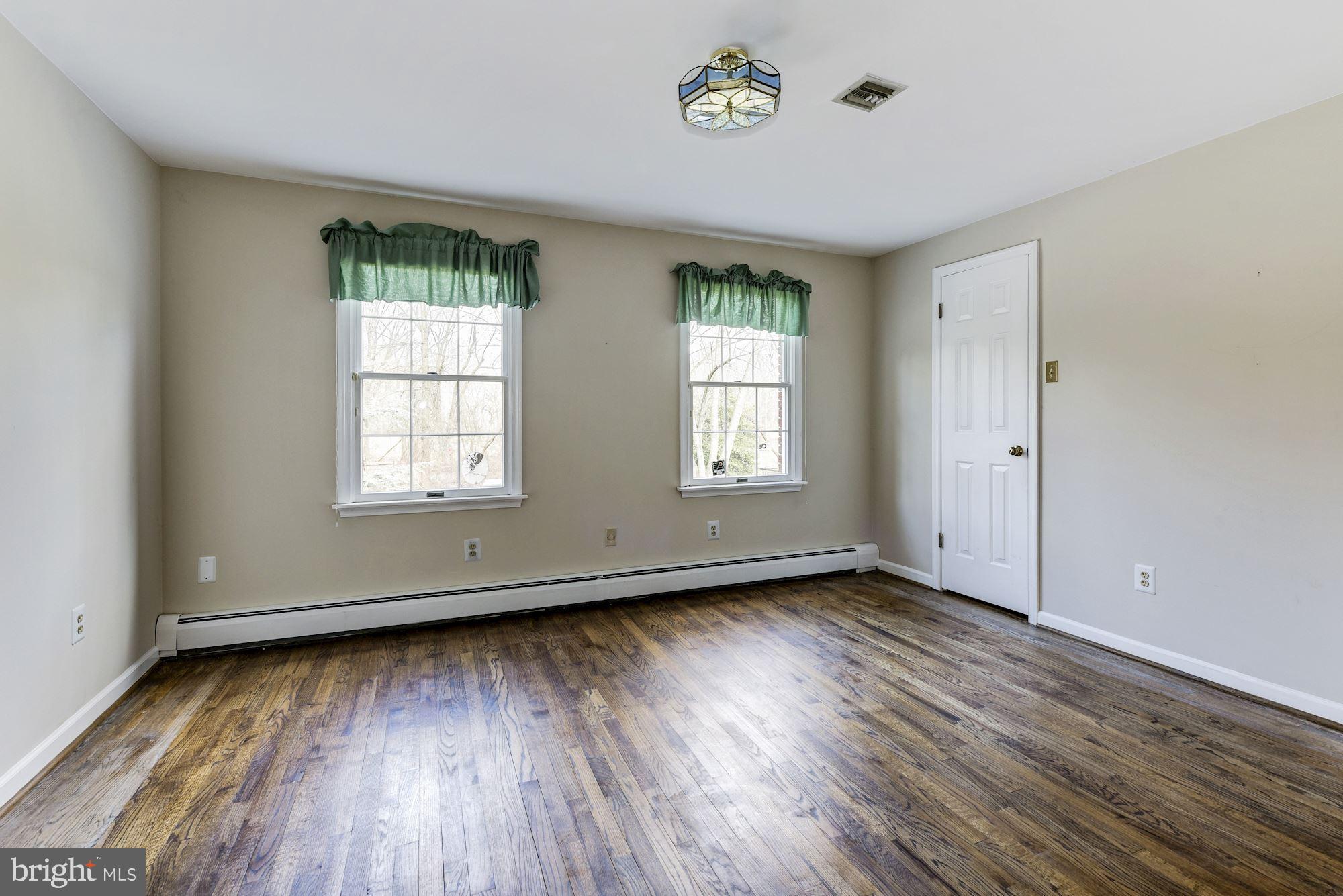 11 Winterberry Road Moorestown, NJ 08057 - Photo 22 of 38 Bedroom #3