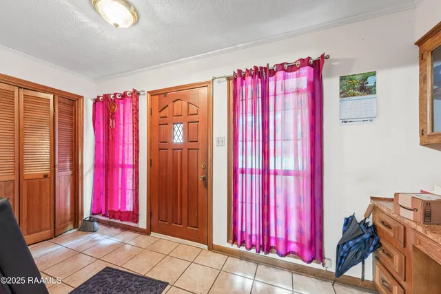 $299,000 | 14 Henrietta Drive, Crowley, LA 70526