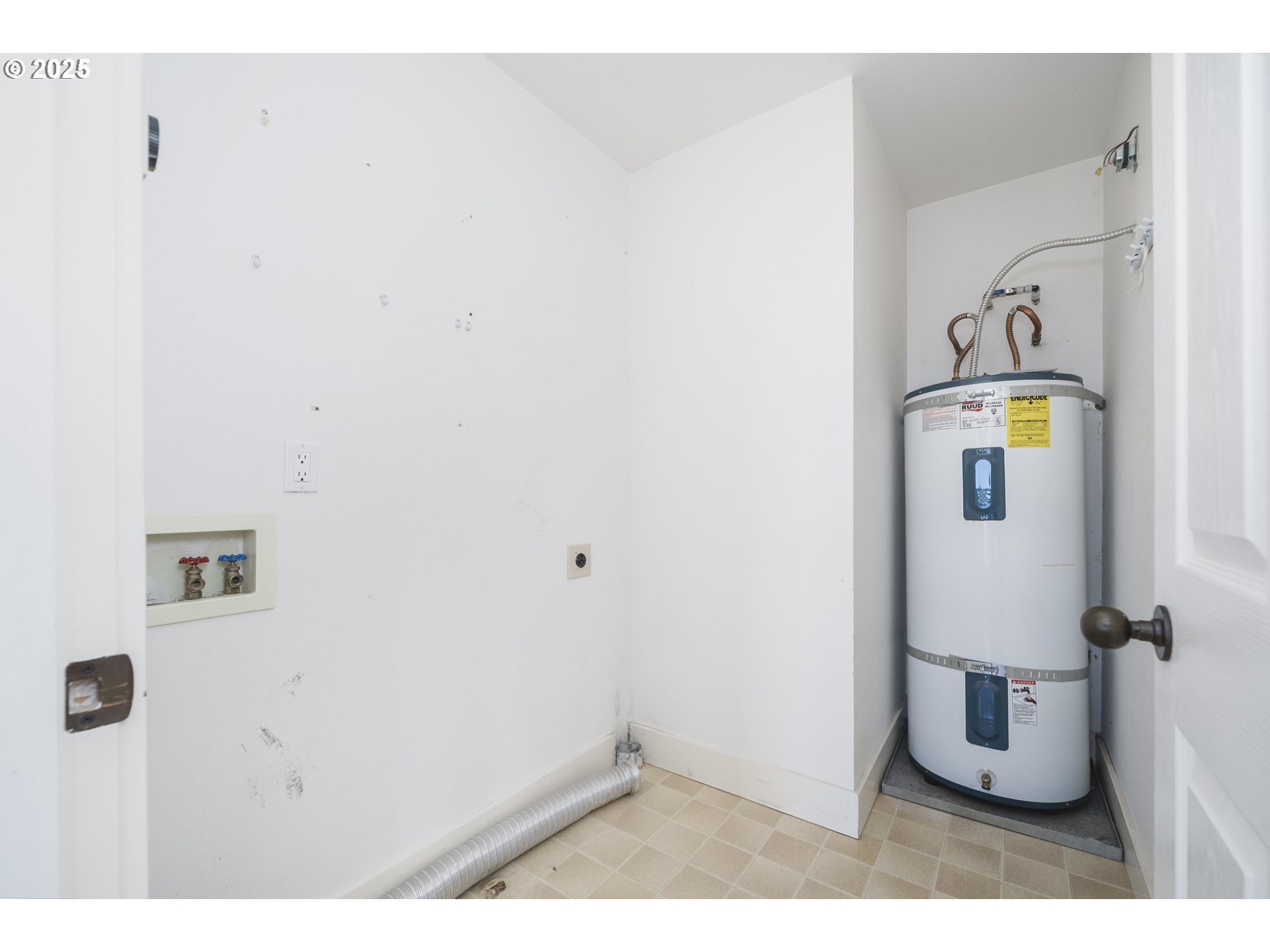 440 Capes Drive Oceanside, OR 97141 - Photo 36 of 47