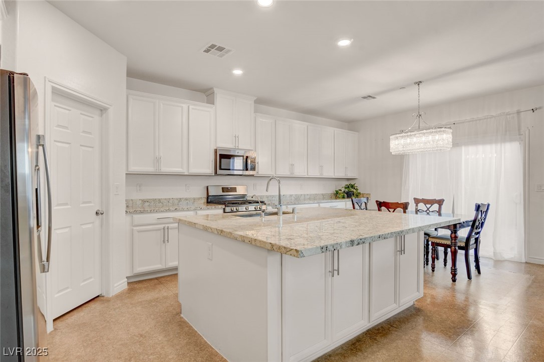 7025 Fossil Rim Street North Las Vegas, NV 89084 - Photo 3 of 28