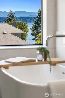 $2,950,000 | 1810 Madrona Drive, Seattle, WA 98122