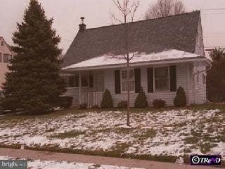 18 Hyacinth Road Levittown, PA 19056 - Photo 1 of 1 Gallery Image 1