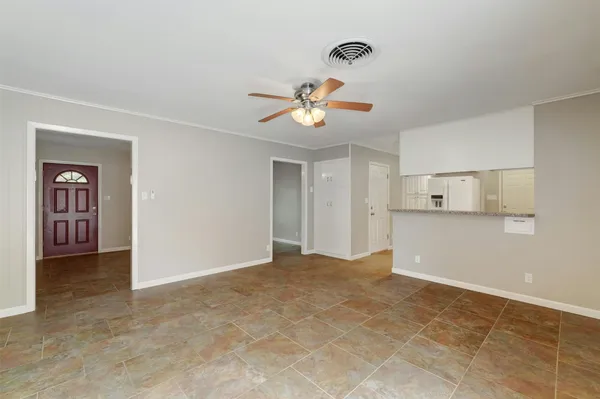 $2,500 | 8301 Franwood Lane, Austin, TX 78757