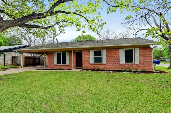 $2,500 | 8301 Franwood Lane, Austin, TX 78757