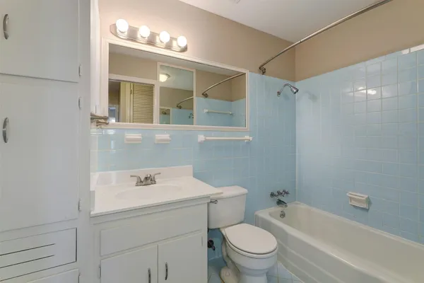 $2,500 | 8301 Franwood Lane, Austin, TX 78757