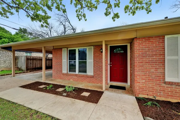 $2,500 | 8301 Franwood Lane, Austin, TX 78757