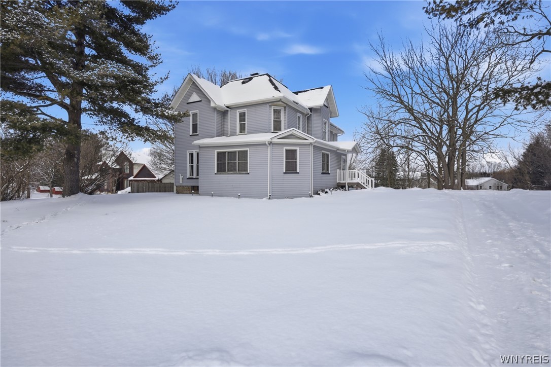 5657 Leete Road Lockport Town, NY 14094 - Photo 2 of 46