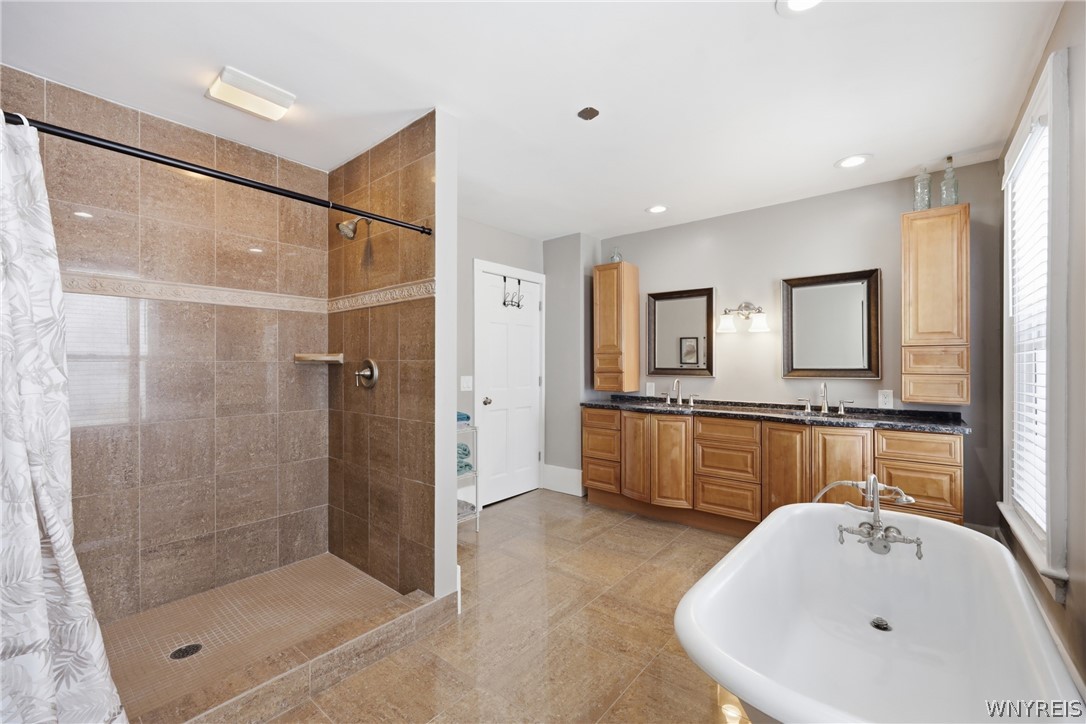 5657 Leete Road Lockport Town, NY 14094 - Photo 25 of 46