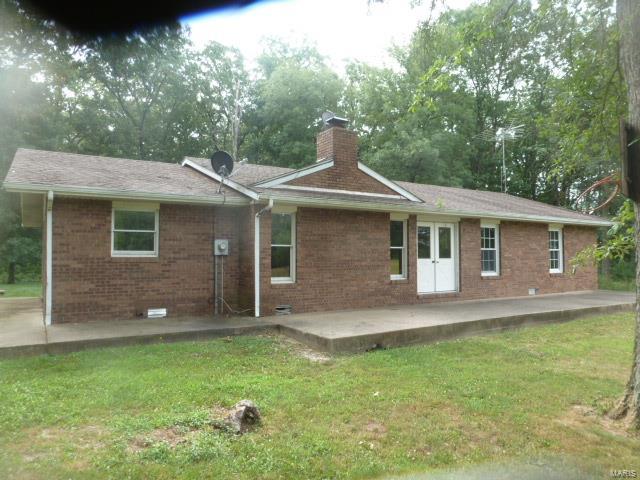 2920 Black Diamond Road Nashville, IL 62263 - Photo 1 of 10 Gallery Image 1
