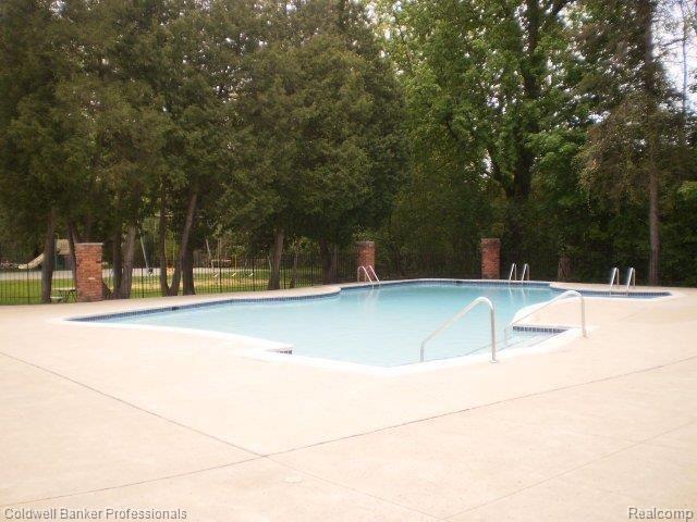 1365 Autumn Lane Rochester, MI 48306 - Photo 24 of 25 Pool.JPG