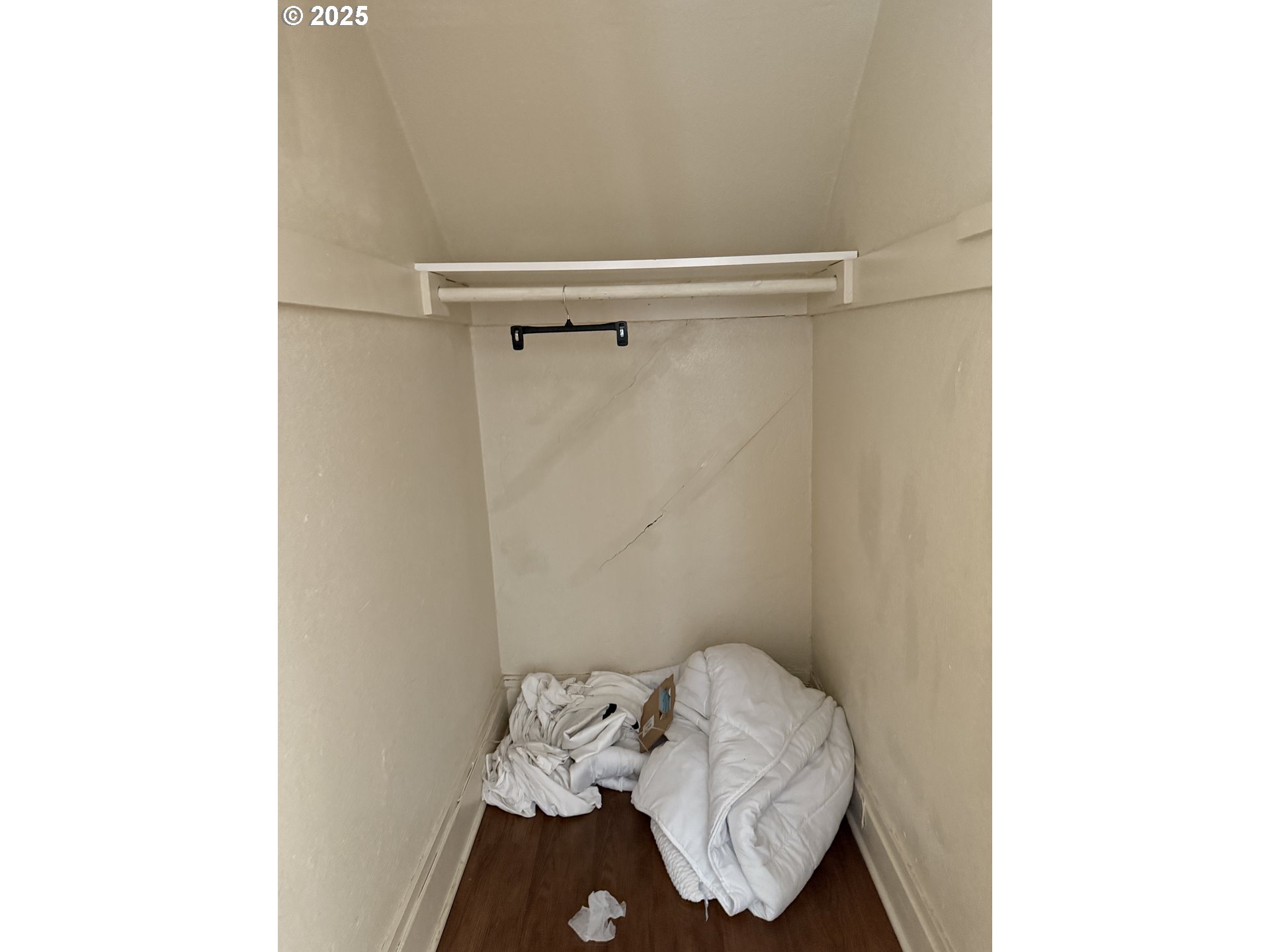 722 Northeast Couch Street Portland, OR 97214 - Photo 17 of 29