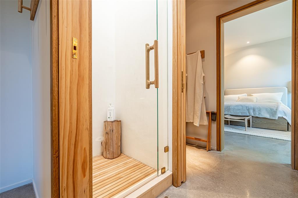 1485 Autumn Valley Bluff Dale, TX 76433 - Photo 30 of 40 Separate shower in Jack and Jill bath