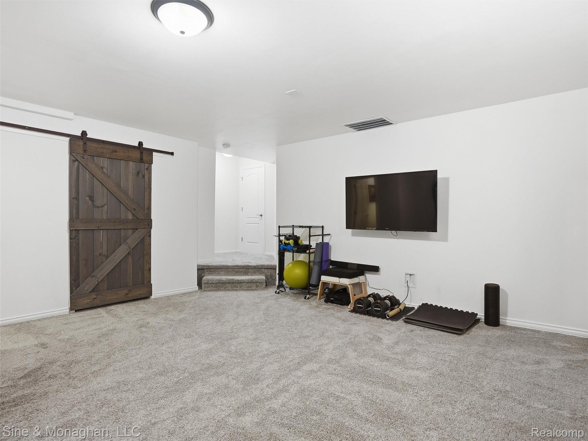 24827 Ivy Road Novi, MI 48375 - Photo 28 of 38 30-DSC08088.jpg