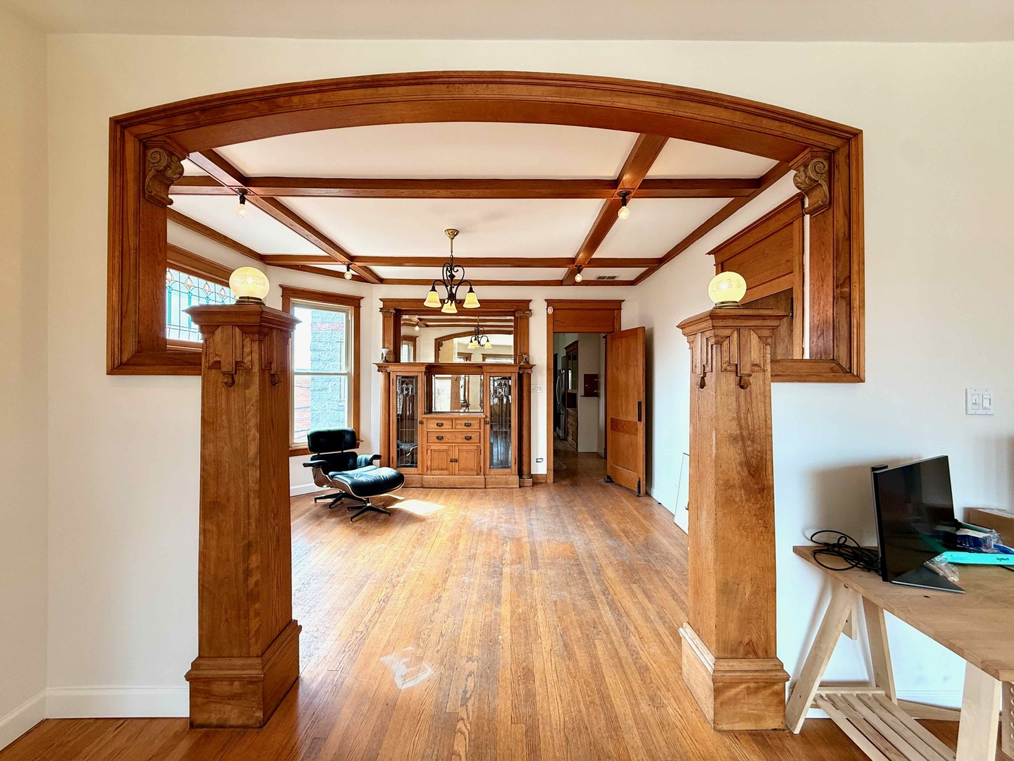 2414 North Spaulding Avenue, Unit 2F Chicago, IL 60647 - Photo 9 of 30 a view of livingroom with furniture and wooden floor