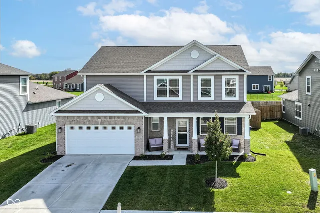 $320,000 | 1423 Buttercup Lane, Shelbyville, IN 46176