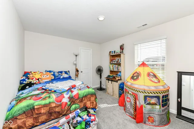 $320,000 | 1423 Buttercup Lane, Shelbyville, IN 46176