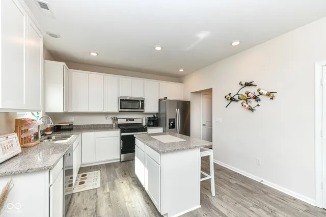 $320,000 | 1423 Buttercup Lane, Shelbyville, IN 46176