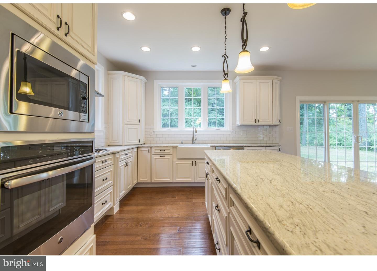 342 Greene Road Berwyn, PA 19312 - Photo 13 of 25 Kitchen