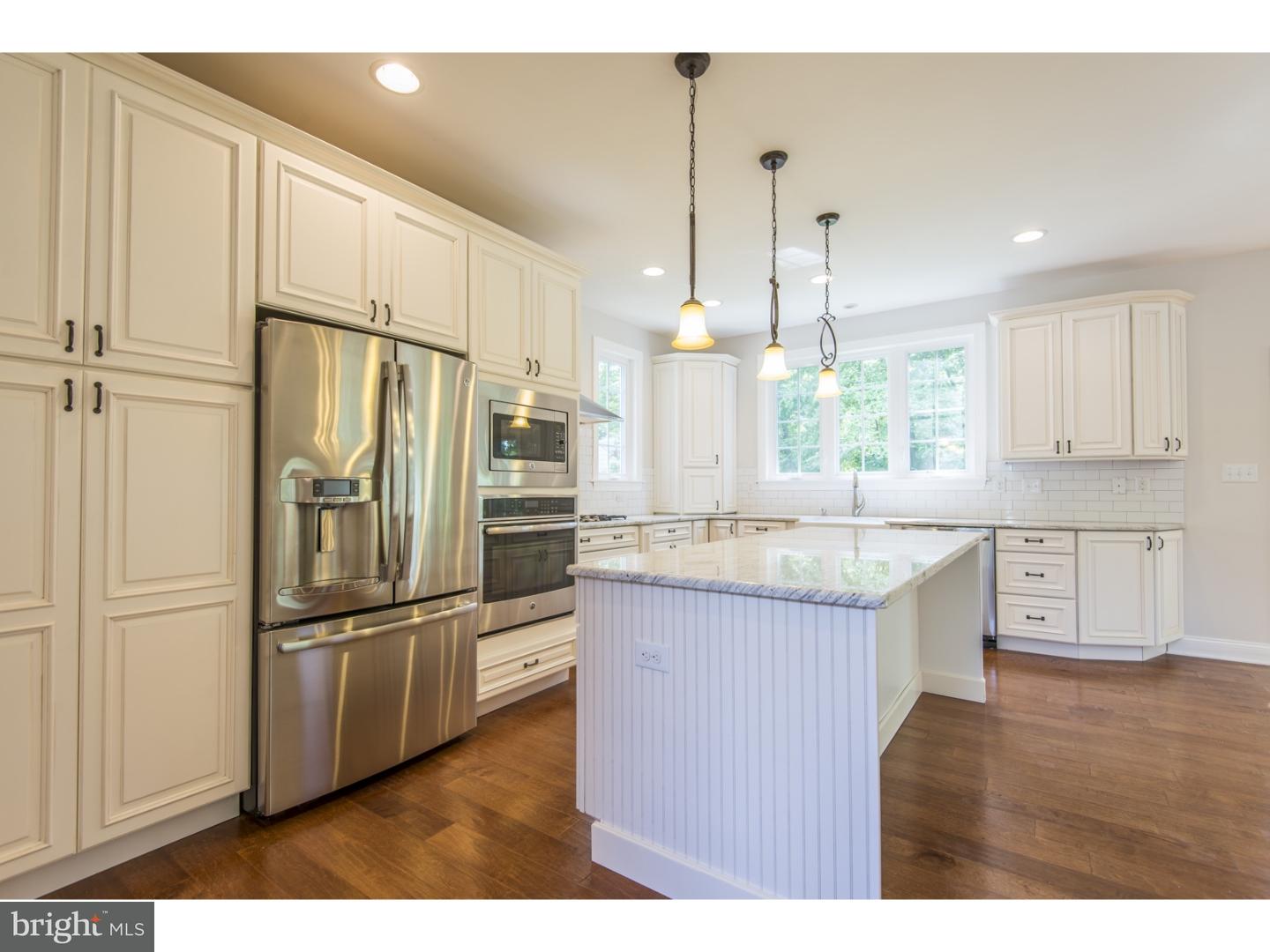 342 Greene Road Berwyn, PA 19312 - Photo 9 of 25 Kitchen