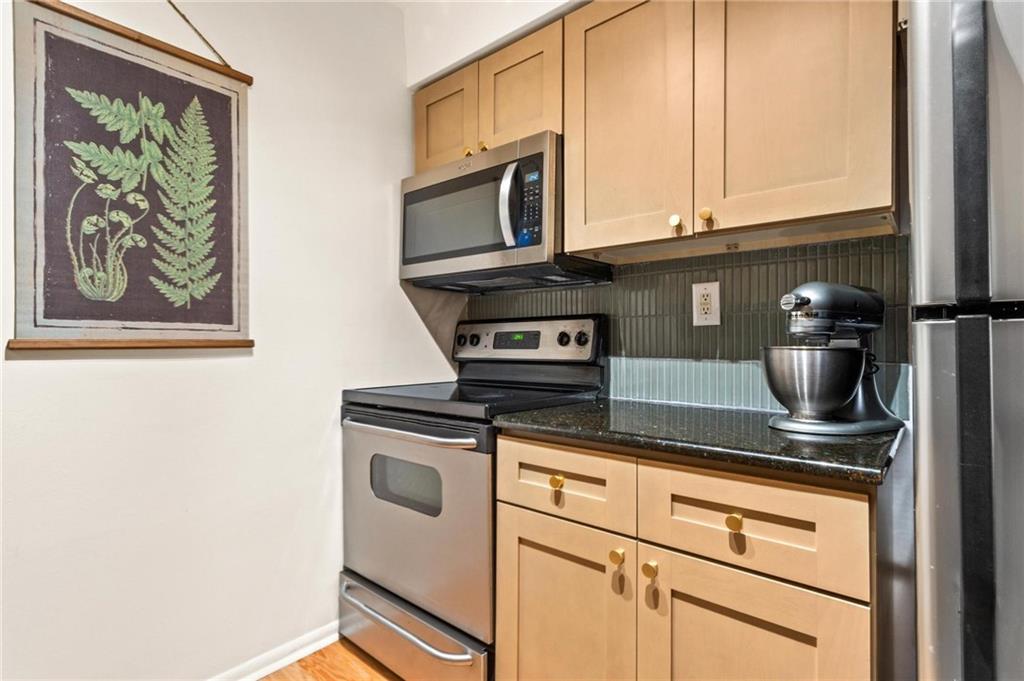 1150 Collier Road Northwest, Unit A10 Atlanta, GA 30318 - Photo 18 of 35 Gallery Image 18