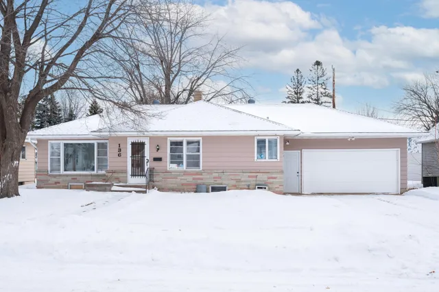 $224,900 | 136 24th Avenue North, St. Cloud, MN 56303