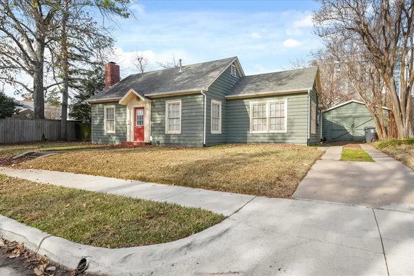 $2,600 | 5015 Milam Street, Dallas, TX 75206