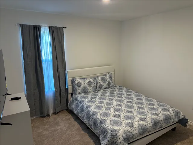 $2,000 | 15214 Canyon Rapids Road, Conroe, TX 77302