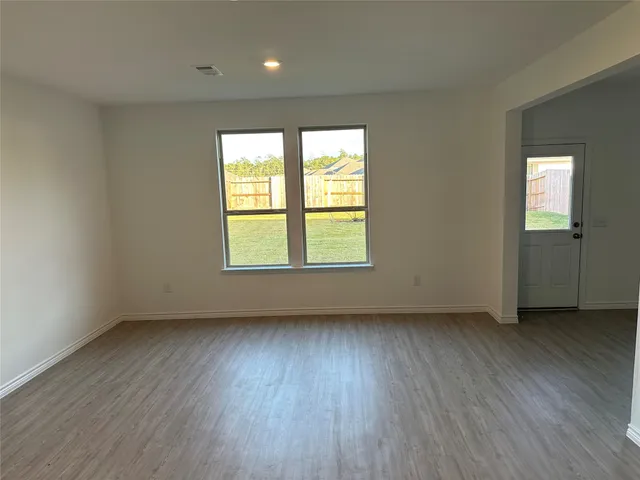 $2,000 | 15214 Canyon Rapids Road, Conroe, TX 77302