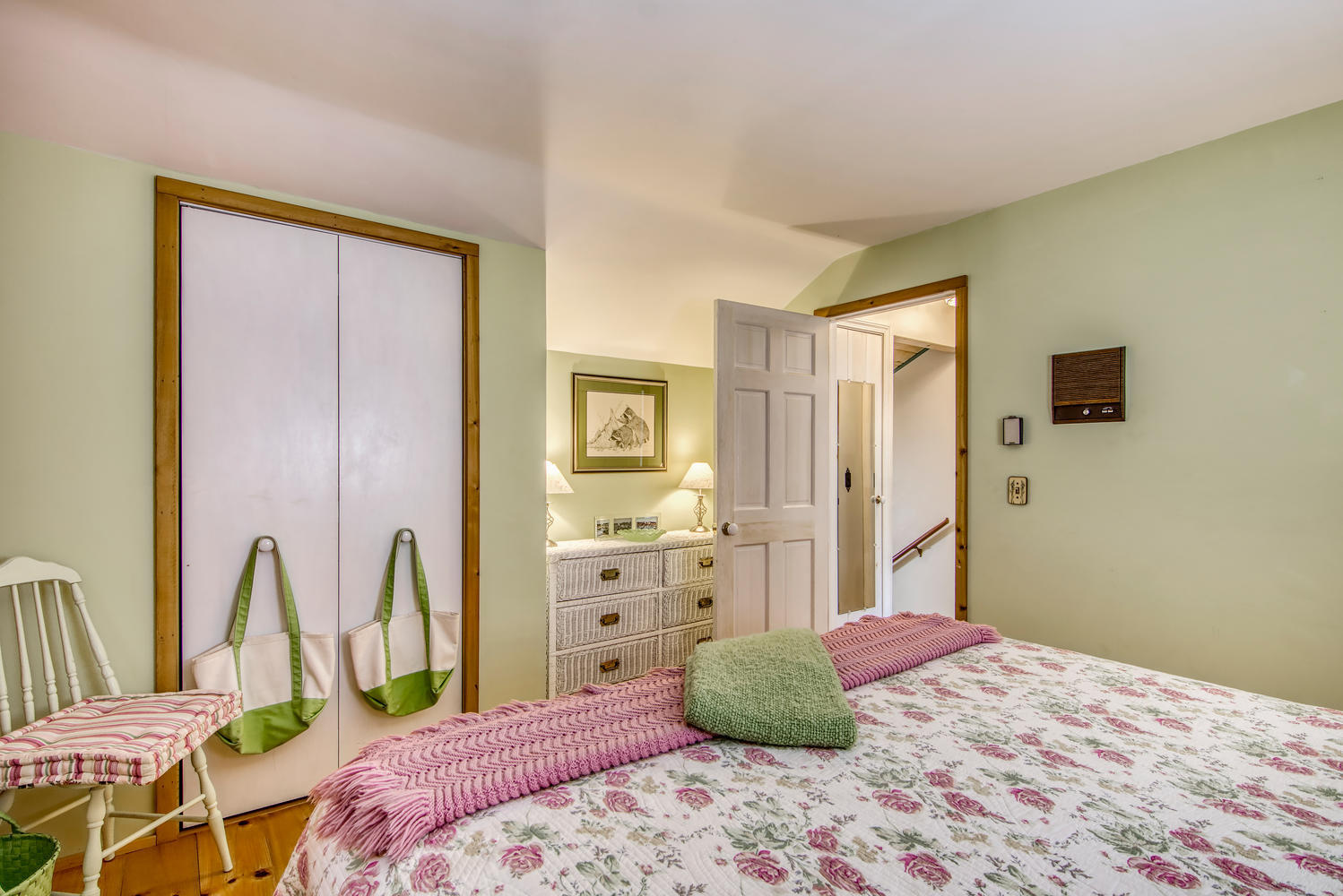 741 Paul Bunyan Road Corea, ME 04624 - Photo 24 of 29 2nd Floor bedroom #2