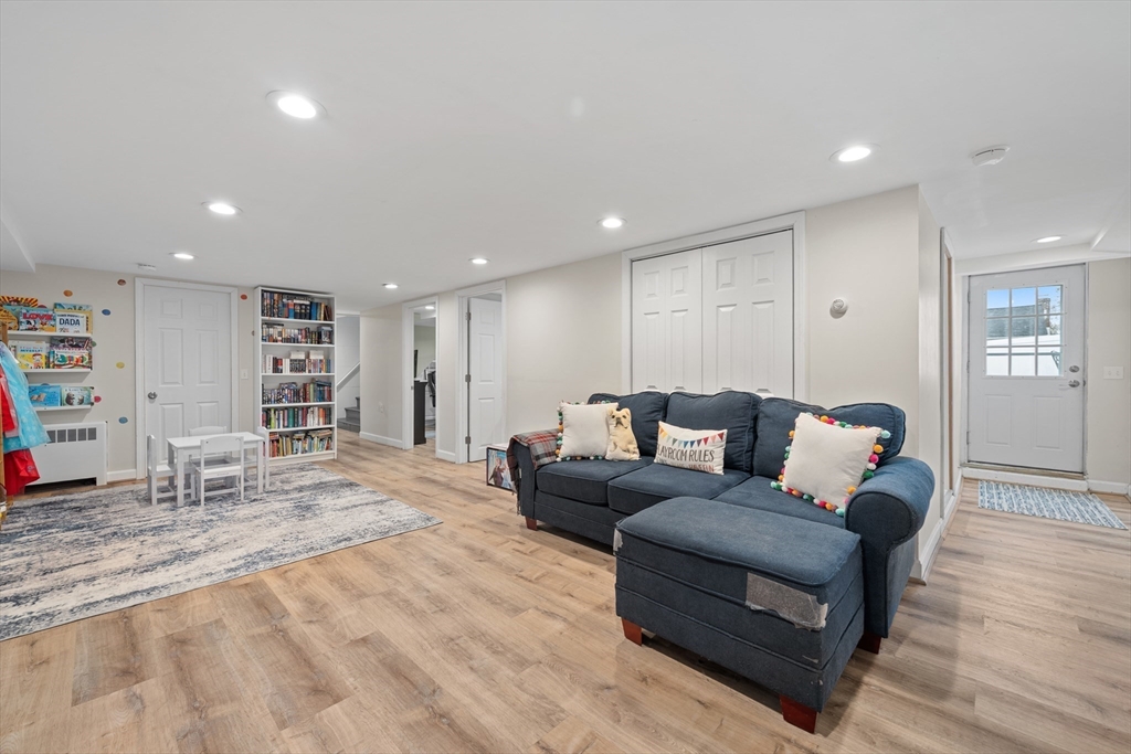 49 Gates Road Shrewsbury, MA 01545 - Photo 17 of 34 Gallery Image 17