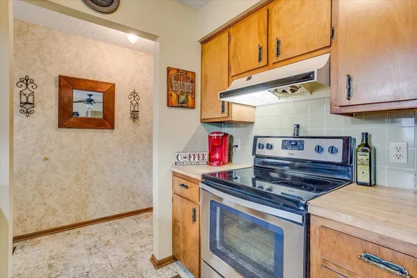 $178,000 | 330 East Augusta Avenue, Augusta, KS 67010