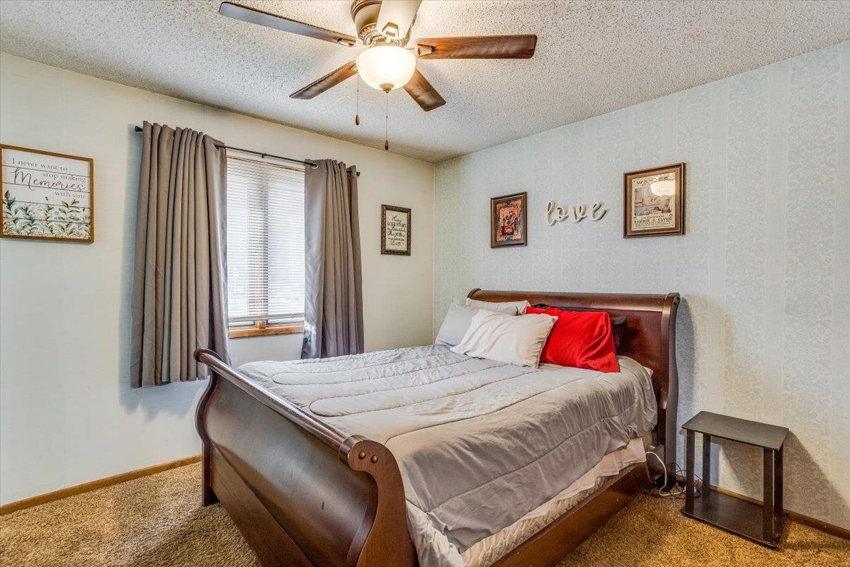 330 East Augusta Avenue Augusta, KS 67010 - Photo 14 of 28